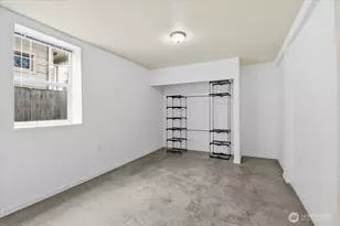 308 NE 50th St, Seattle, WA 98105 - Photo 24