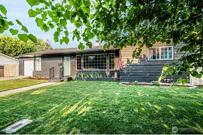 1918 Pike Avenue, Richland, WA 99354 - Photo 1
