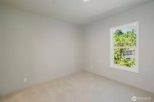 5212 5th St, Bremerton, WA 98312 - Photo 24