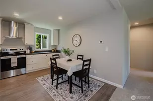 5212 5th St, Bremerton, WA 98312 - Photo 8