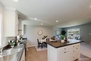 5212 5th St, Bremerton, WA 98312 - Photo 12