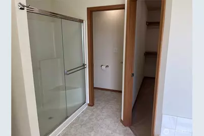 2215 190th Street E, Tacoma, WA 98445 - Photo 20