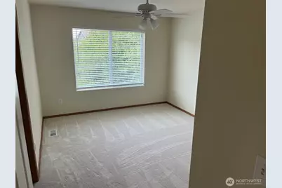 2215 190th Street E, Tacoma, WA 98445 - Photo 14