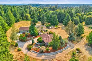 25613 Tytler Rd NE, Poulsbo, WA 98370 - Photo 2
