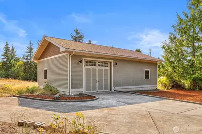 25613 Tytler Road NE, Poulsbo, WA 98370 - Photo 22