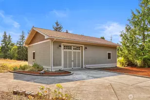 25613 Tytler Rd NE, Poulsbo, WA 98370 - Photo 22