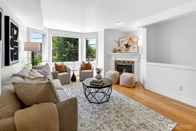 402 Aloha Street, Seattle, WA 98109 - Photo 4