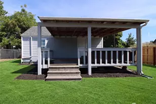131 N 4th St, Buckley, WA 98321 - Photo 14