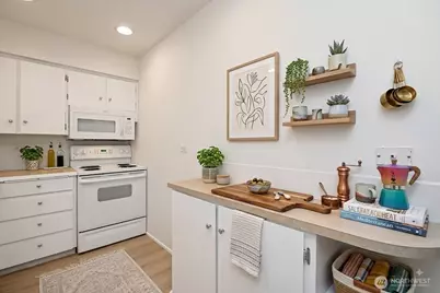 440 St. Helens Avenue #305, Tacoma, WA 98402 - Photo 6