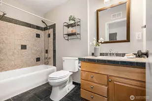 120 14th Ave, Seattle, WA 98122 - Photo 16