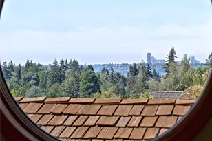 1012 Evergreen Dr, Bellevue, WA 98004 - Photo 14