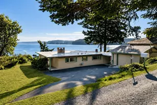 6860 Salmon Beach Rd, Anacortes, WA 98221 - Photo 2