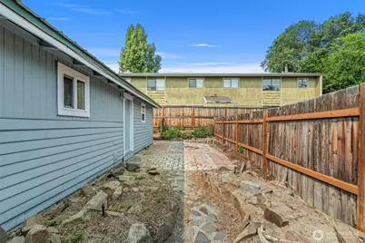 1004 5th Street, Wenatchee, WA 98801 - Photo 10