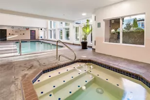 2415 2nd Ave, Seattle, WA 98121 - Photo 24