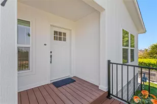 4507 Oaks Ave, Anacortes, WA 98223 - Photo 2
