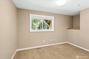 23811 NE 43rd St, Redmond, WA 98053 - Photo 24
