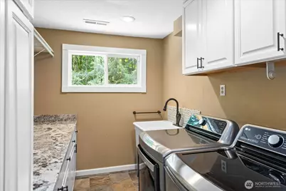 23811 NE 43rd Street, Redmond, WA 98053 - Photo 28