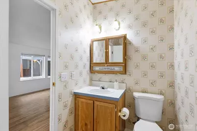 11100 4th Avenue W #4, Everett, WA 98204 - Photo 34