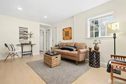 469 Maple Avenue SW, Renton, WA 98057 - Photo 4