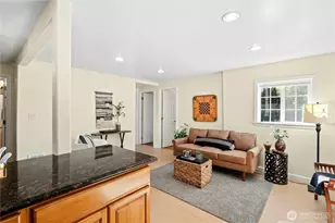 469 Maple Ave SW, Renton, WA 98057 - Photo 6