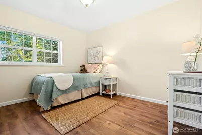 469 Maple Avenue SW, Renton, WA 98057 - Photo 16