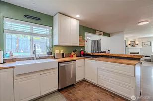414 N 3rd Pl, Kalama, WA 98625 - Photo 8