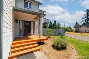 414 N 3rd Pl, Kalama, WA 98625 - Photo 2