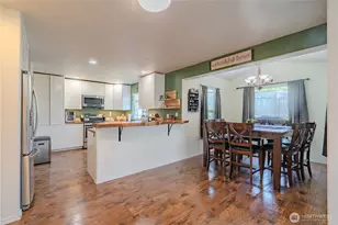 414 N 3rd Pl, Kalama, WA 98625 - Photo 6