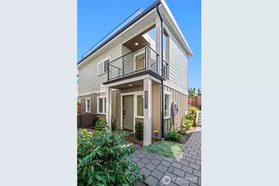 8332 26th Avenue NW, Seattle, WA 98117 - Photo 4