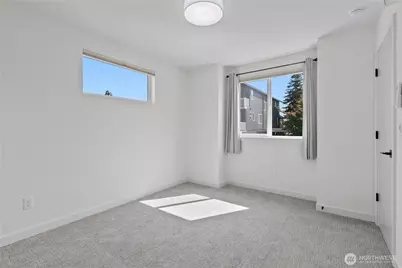 8332 26th Avenue NW, Seattle, WA 98117 - Photo 22