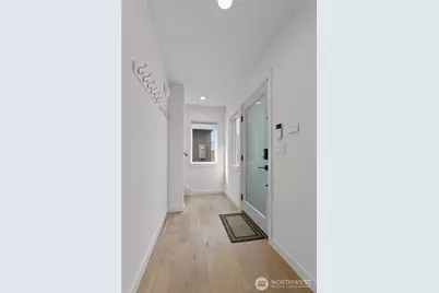 8332 26th Avenue NW, Seattle, WA 98117 - Photo 6