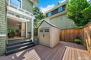 939 13th Ave E, Seattle, WA 98102 - Photo 36