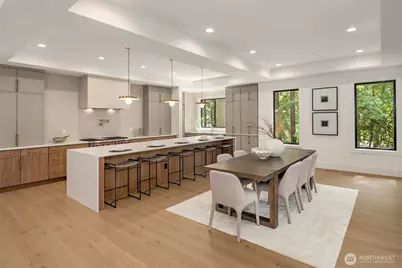 2009 102nd Place SE, Bellevue, WA 98004 - Photo 8