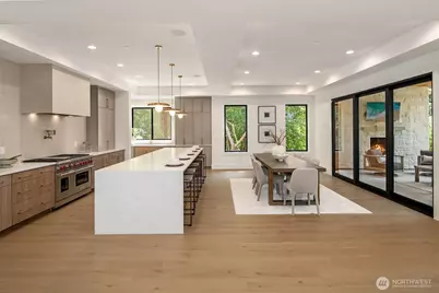 2009 102nd Place SE, Bellevue, WA 98004 - Photo 12