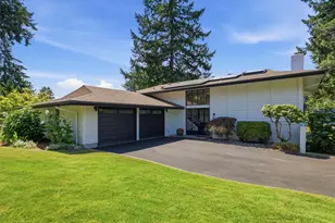 4802 111th Ave NE, Kirkland, WA 98033 - Photo 2