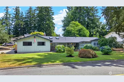 11725 47th Drive NE, Marysville, WA 98271 - Photo 2