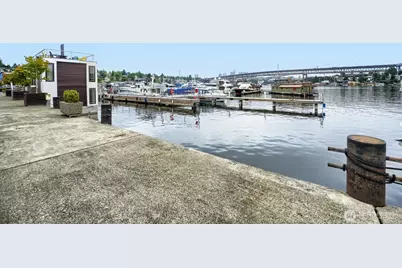2309 N Northlake Way #16, Seattle, WA 98103 - Photo 12
