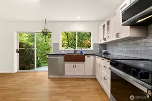 3406 W Government Way, Seattle, WA 98199 - Photo 4