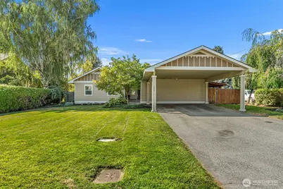1225 Castlerock Avenue, Wenatchee, WA 98801 - Photo 2