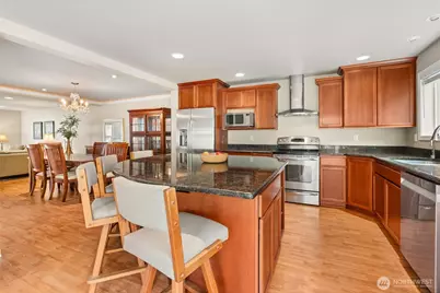 7803 218 Street SW #D, Edmonds, WA 98026 - Photo 6