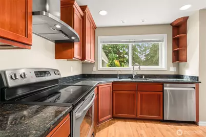 7803 218 Street SW #D, Edmonds, WA 98026 - Photo 8