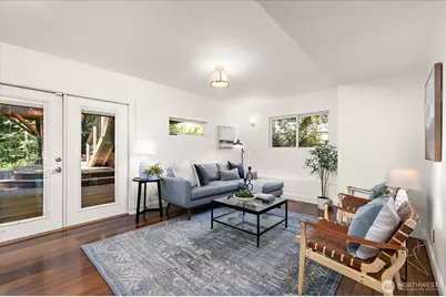 2035 West Lake Sammamish Parkway SE, Bellevue, WA 98008 - Photo 4