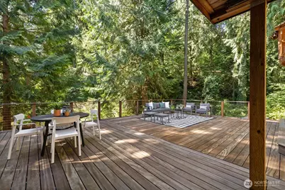2035 West Lake Sammamish Parkway SE, Bellevue, WA 98008 - Photo 26