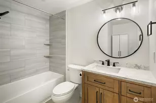 9255 Greenwood Ave N, Seattle, WA 98103 - Photo 8