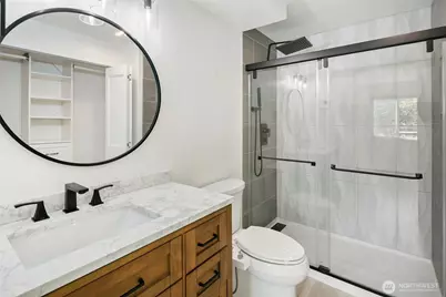 9255 Greenwood Avenue N #27, Seattle, WA 98103 - Photo 14