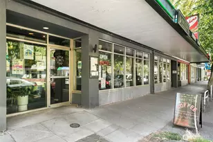 9255 Greenwood Ave N, Seattle, WA 98103 - Photo 22