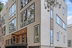 536 W Barrett St, Seattle, WA 98109 - Photo 32