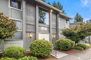 4727 W Lake Sammamish Pkwy SE, Issaquah, WA 98027 - Photo 1
