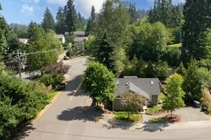 8183 NE 165th St, Kenmore, WA 98028 - Photo 32