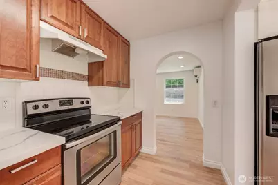 8183 NE 165th Street, Kenmore, WA 98028 - Photo 8